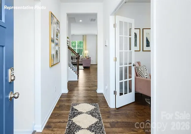 3rd image of 5604 Pamplona Wy, Charlotte, NC 28214 | MLS# 4388494