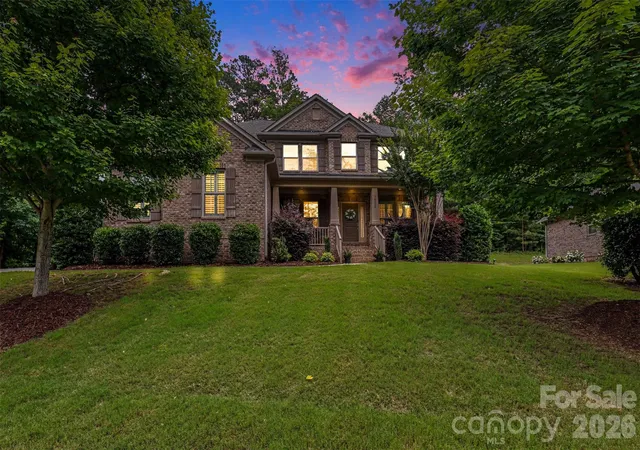 Homes for sale in Charlotte, NC | 16524 Crosshaven Dr, Charlotte, NC 28278 | MLS# 4388535