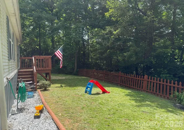 Homes for sale in Horse Shoe, NC | 811 Turkey Pen Gap Rd, Horse Shoe, NC 28742 | MLS# 4388543