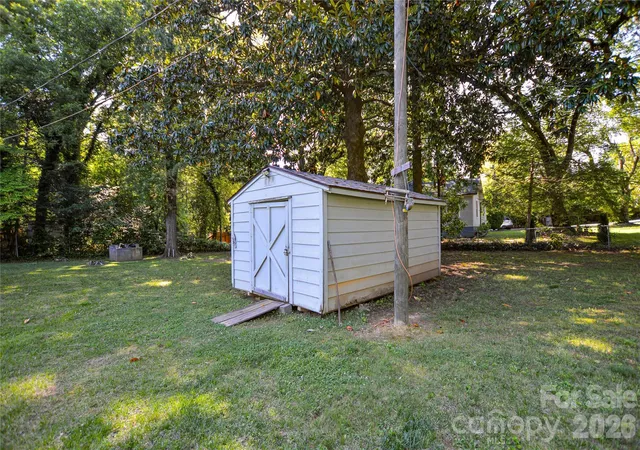 41st image of 5514 Collins St, Charlotte, NC 28269 | MLS# 4388555