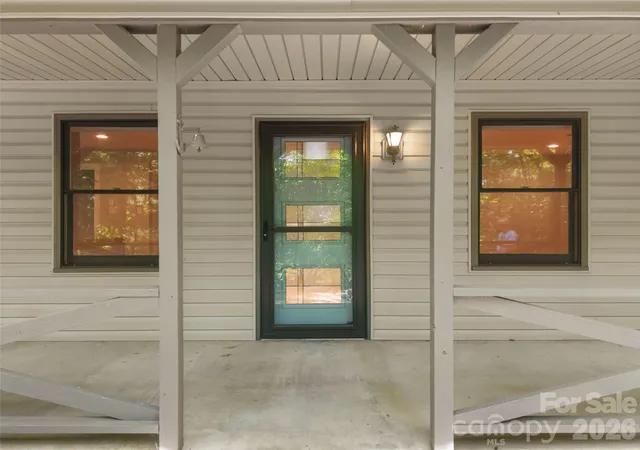 Homes for sale in Brevard, NC | 90 Cheestoonaya Wy, Brevard, NC 28712 | MLS# 4388564