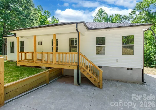 3rd image of 1630 Riddle Rd, Clover, SC 29710 | MLS# 4388573