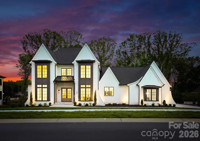 Single family home for sale at 207 Sugar Maple Ln, Matthews, NC 28104 | MLS# 4388585