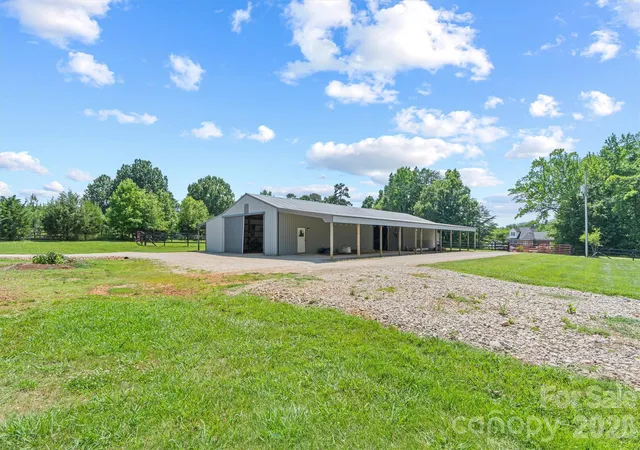 2nd image of 256 Johnson Dairy Rd, Mooresville, NC 28115 | MLS# 4388596