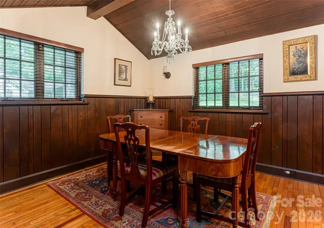 Photo 4 of Single family home for sale at 711 Shawnee Trl, Asheville, NC 28805 | MLS# 4388610 | Listing updated on 2026-06-09