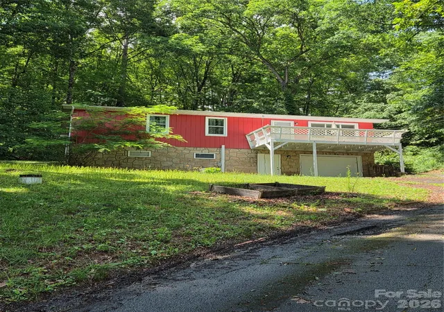 Photo 16 of Single family home for sale at 165 Mount Eire Dr, Sylva, NC 28779 | MLS# 4388618 | Listing updated on 2026-08-31
