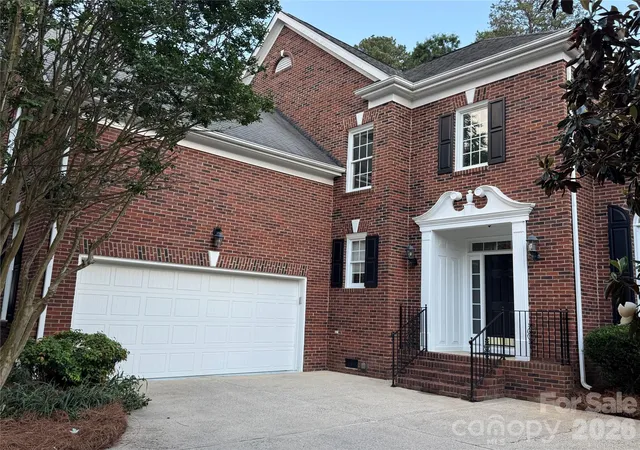 Photo 3 of Single family home for sale at 18324 Turnberry Ct, Davidson, NC 28036 | MLS# 4388650 | Listing updated on 2026-10-07