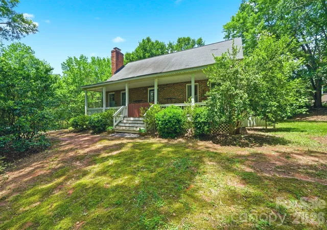 Photo 4 of Single family home for sale at 9143 Sadlers Ridge Rd, Fort Mill, SC 29707 | MLS# 4388651 | Listing updated on 2026-08-20