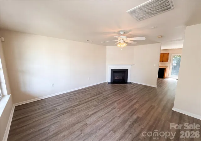 3rd image of 1131 Jordans Pond Ln, Charlotte, NC 28214 | MLS# 4388666