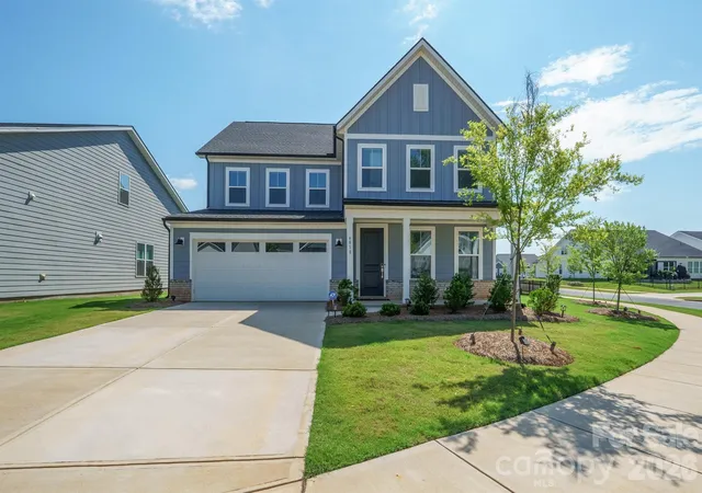 1st image of 6018 Valehaven Pl, Charlotte, NC 28269 | MLS# 4388668