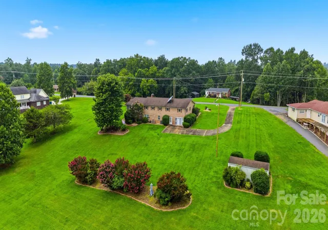 Photo 41 of Single family home for sale at 5305 Icard Ridge Rd, Hickory, NC 28601 | MLS# 4388670 | Listing updated on 2026-08-29