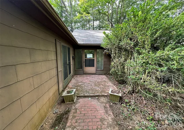 2nd image of 5 Lone Pine Rd, Asheville, NC 28803 | MLS# 4388691