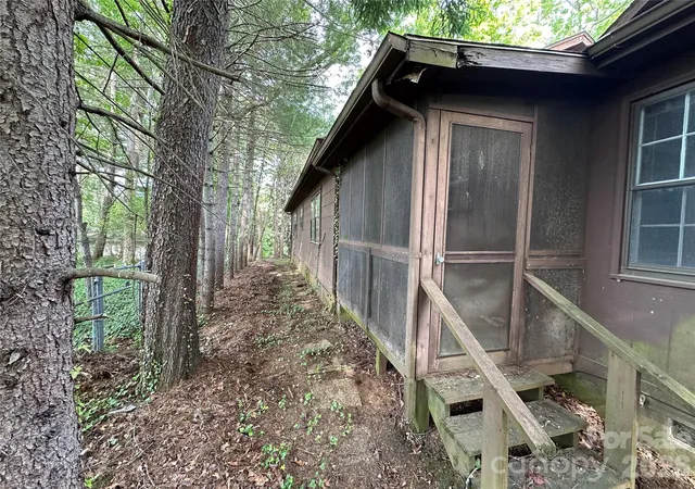 3rd image of 5 Lone Pine Rd, Asheville, NC 28803 | MLS# 4388691