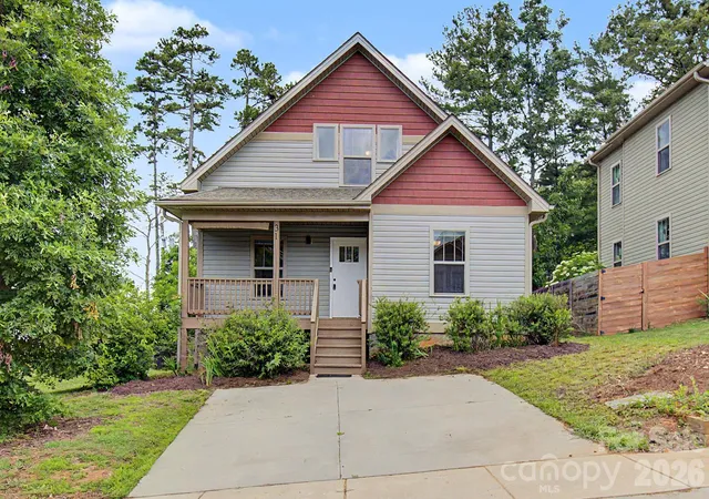 1st image of 31 Yarrow Meadow Rd, Weaverville, NC 28787 | MLS# 4388717