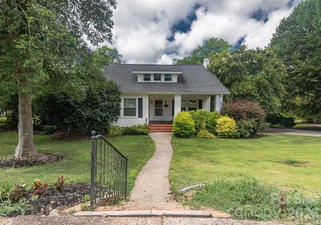 3rd image of 365 N Washington St, Rutherfordton, NC 28139 | MLS# 4388755