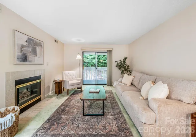 Homes for sale in Asheville, NC | 2604 Vineyard Blvd, Asheville, NC 28805 | MLS# 4388776