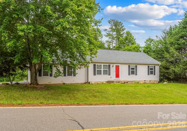 Homes for sale in Marshall, NC | 2610 Bear Creek Rd, Marshall, NC 28753 | MLS# 4388786