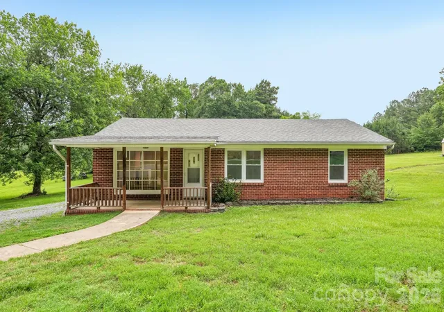 Homes for sale in Norwood, NC | 435 Parker Cir, Norwood, NC 28128 | MLS# 4388801