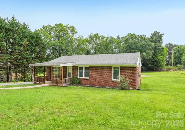 Homes for sale in Norwood, NC | 435 Parker Cir, Norwood, NC 28128 | MLS# 4388801