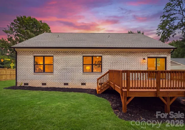 3rd image of 4704 Murrayhill Rd, Charlotte, NC 28209 | MLS# 4388819