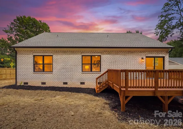 4th image of 4704 Murrayhill Rd, Charlotte, NC 28209 | MLS# 4388819