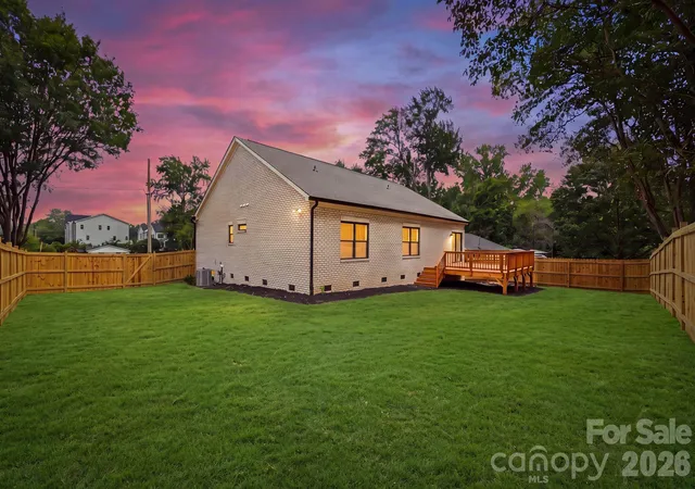 5th image of 4704 Murrayhill Rd, Charlotte, NC 28209 | MLS# 4388819
