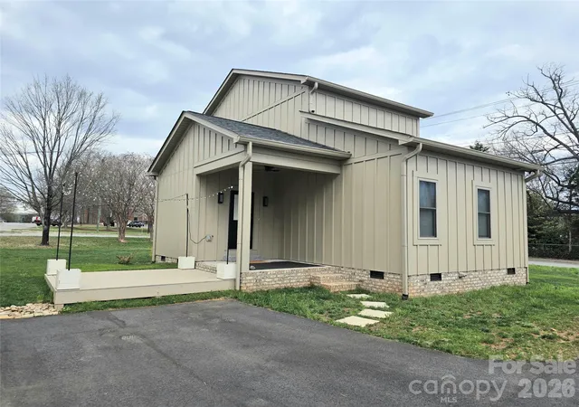 30th image of 774 8th St Ne, Hickory, NC 28601 | MLS# 4388826