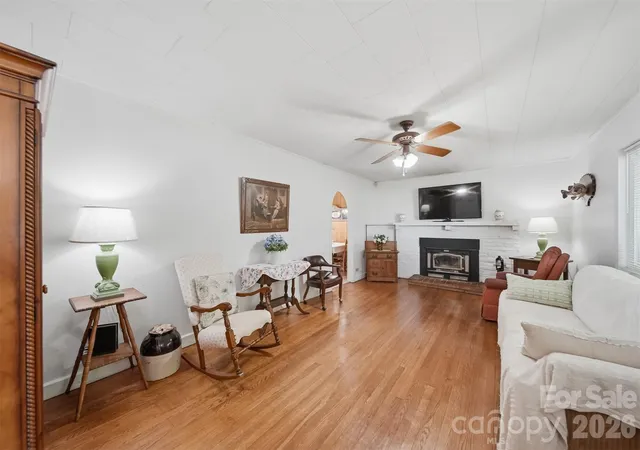 Homes for sale in Lenoir, NC | 2089 Connelly Springs Rd, Lenoir, NC 28645 | MLS# 4388834