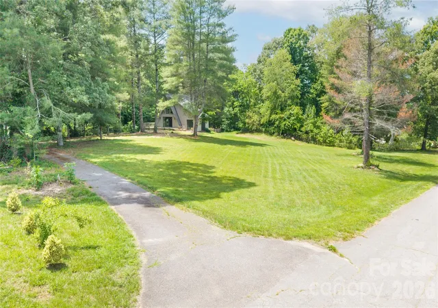Homes for sale in Lenoir, NC | 3555 Majestic View Pl, Lenoir, NC 28645 | MLS# 4388844