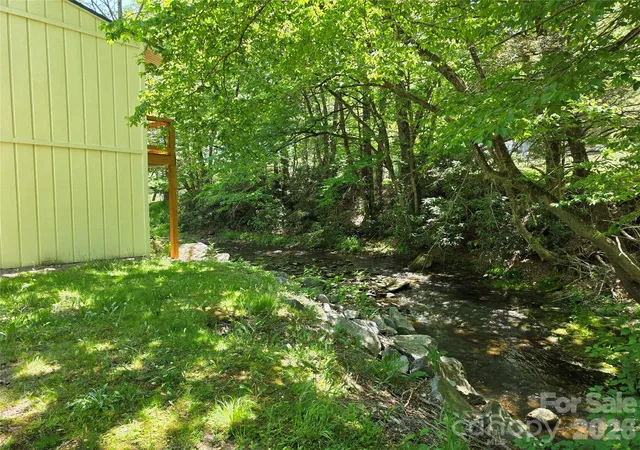 Listing Photo 5 - Condo for sale in building located at 140 Nestle Rd, Boone, NC 28607