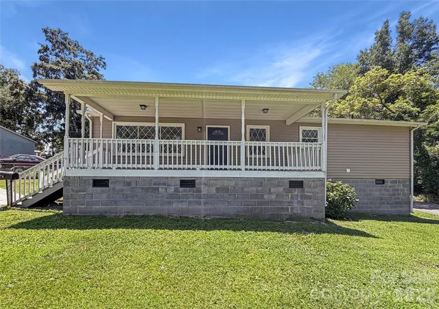 1st image of 313 Black St, Cherryville, NC 28021 | MLS# 4388903