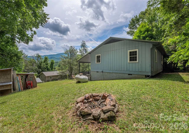 Homes for sale in Waynesville, NC | 31 Granite Ln, Waynesville, NC 28786 | MLS# 4388905