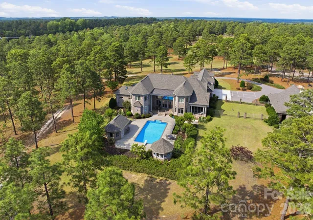 Photo 4 of Single family home for sale at 1519 Nc Hwy 73, West End, NC 27376 | MLS# 4388913 | Listing updated on 2026-06-04
