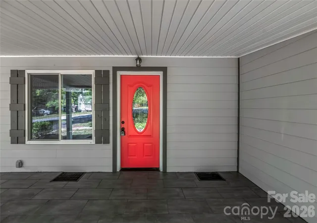 Homes for sale in Statesville, NC | 404 Dogwood Ln, Statesville, NC 28625 | MLS# 4388918