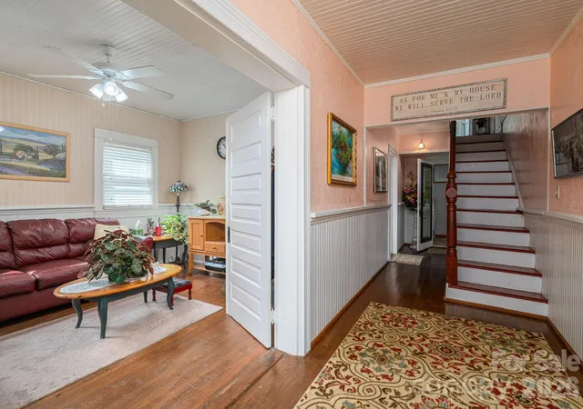 Photo 4 of Single family home for sale at 601 Forney Ave, Lincolnton, NC 28092 | MLS# 4388927 | Listing updated on 2026-08-15