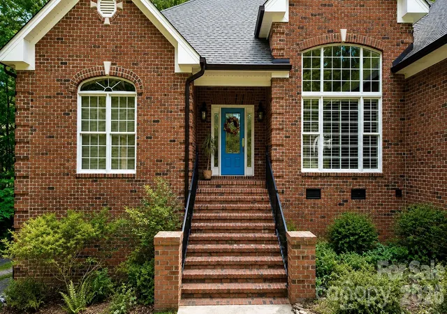 Photo 3 of Single family home for sale at 265 Westminster Ct #55, Asheboro, NC 27205 | MLS# 4388948 | Listing updated on 2026-09-22