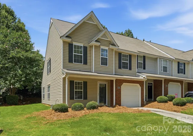 Homes for sale in Rock Hill, SC | 1358 Walnut Hill Dr, Rock Hill, SC 29732 | MLS# 4388970