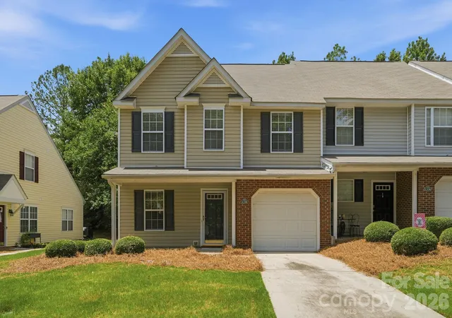 Homes for sale in Rock Hill, SC | 1358 Walnut Hill Dr, Rock Hill, SC 29732 | MLS# 4388970