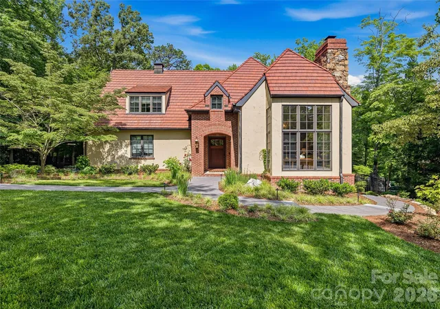 Photo 1 of Single family home for sale at 907 Kells Blue Ct, Biltmore Lake, NC 28715 | MLS# 4388975 | Listing updated on 2026-10-28
