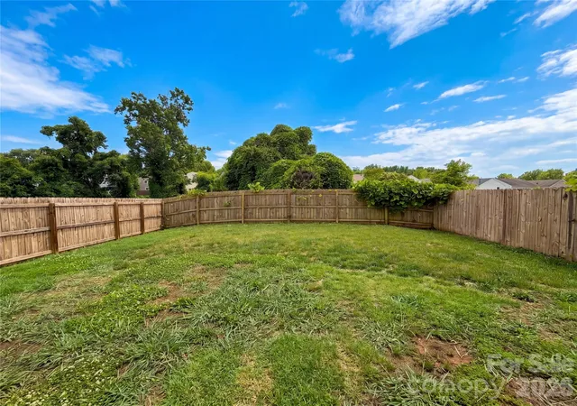 18th image of 2534 Stream Bank Dr, Charlotte, NC 28269 | MLS# 4388978