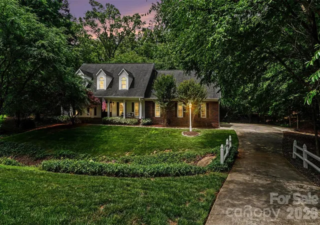 2nd image of 6128 Lake Providence Ln, Charlotte, NC 28277 | MLS# 4389001