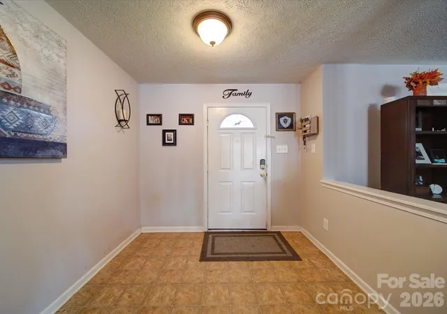 3rd image of 3841 Shasta Cir, Clover, SC 29710 | MLS# 4389038