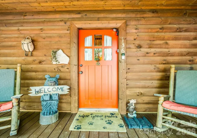5th image of 136 Dalton Ct, Lake Lure, NC 28746 | MLS# 4389045