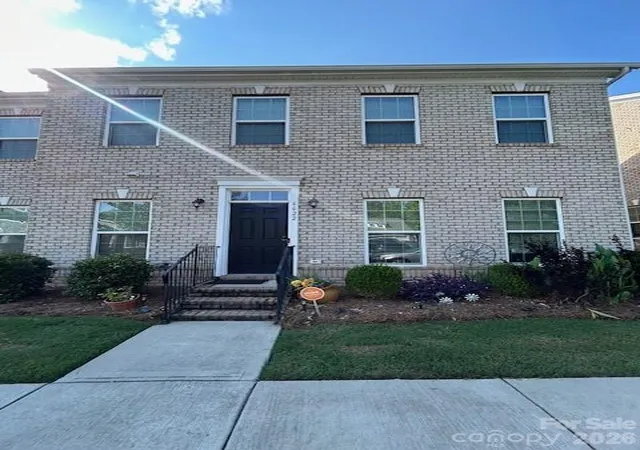 2nd image of 6622 Brighton Park Dr, Mint Hill, NC 28227 | MLS# 4389051