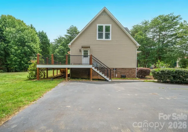 Homes for sale in Denver, NC | 7553 Katherine Dr, Denver, NC 28037 | MLS# 4389054