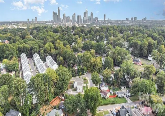48th image of 740 Seldon Dr, Charlotte, NC 28216 | MLS# 4389074
