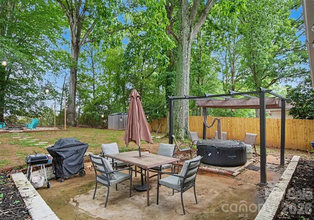 3rd image of 6345 Montpelier Rd, Charlotte, NC 28210 | MLS# 4389078