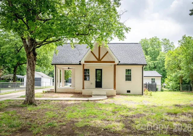 1st image of 1225 Old Charlotte Rd Sw, Concord, NC 28027 | MLS# 4389079