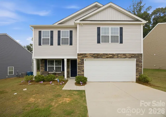 Photo 2 of Sale Pending at 2307 Meadow Strm Dr, Sherrills Ford, NC 28673 | MLS# 4389090 | Listing updated on 2026-09-13