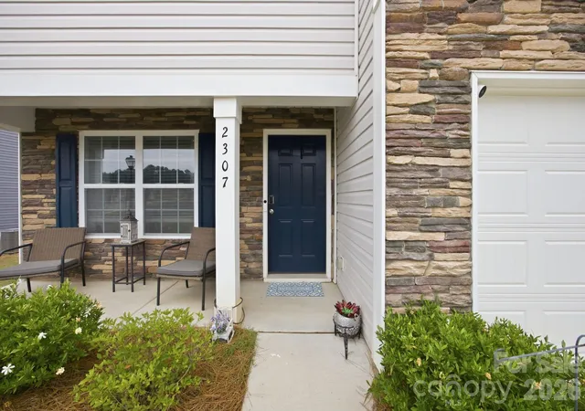 Photo 3 of Sale Pending at 2307 Meadow Strm Dr, Sherrills Ford, NC 28673 | MLS# 4389090 | Listing updated on 2026-09-13